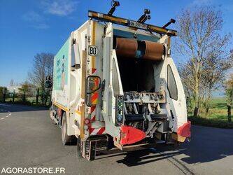 2015-renault-d-wide-1432174-46039689