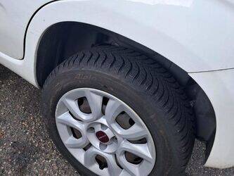 2018-fiat-panda-1432184-46039711