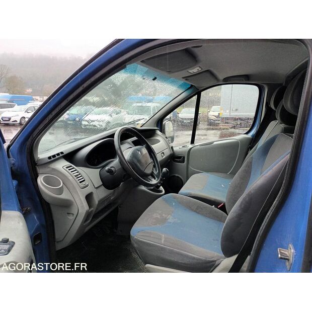 2010 رينو Trafic-46039714