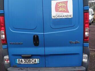 2010-renault-trafic-1432193-46039761