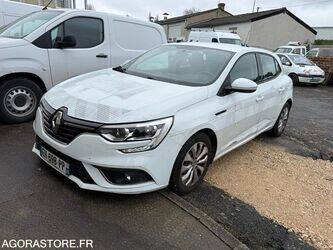 2016-renault-megane-1432215-46039824