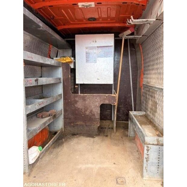 2010 Renault Master-46039886