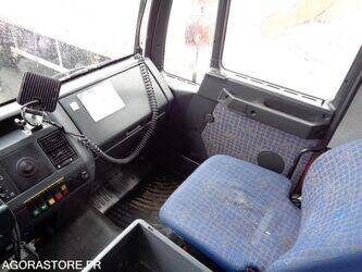 2004-man-18-414-1432223-46039904