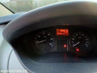 2010-renault-trafic-1432231-46039952