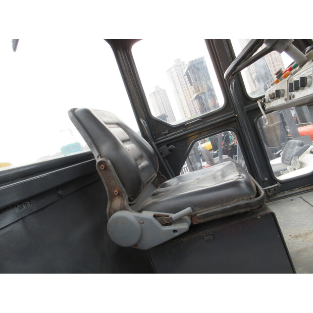 2025 DYNAPAC CC421-46040079