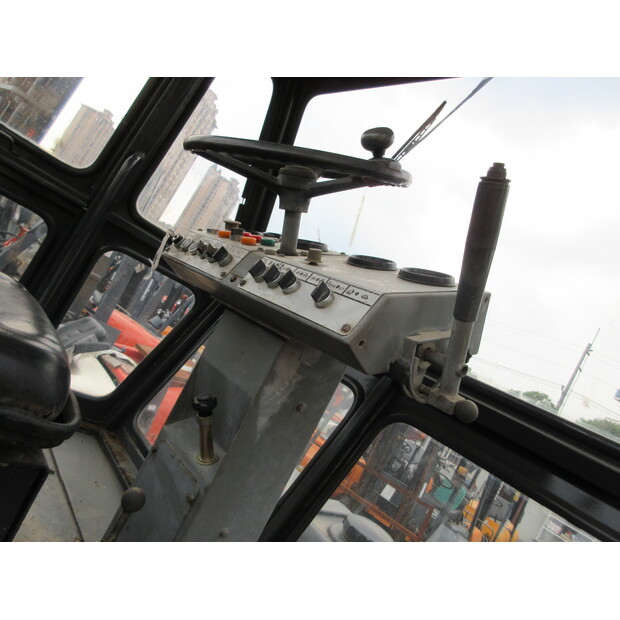 2025 DYNAPAC CC421-46040081