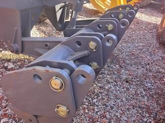 2025-xcmg-gr180-46040130