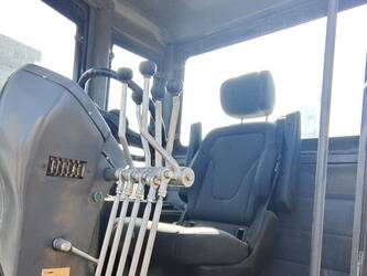 2025-xcmg-gr180-46040137