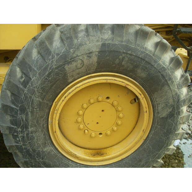 2024 كاتربيلر 120K-46040185