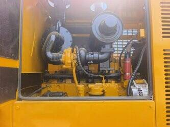 2025-caterpillar-160k-1432945-46040192