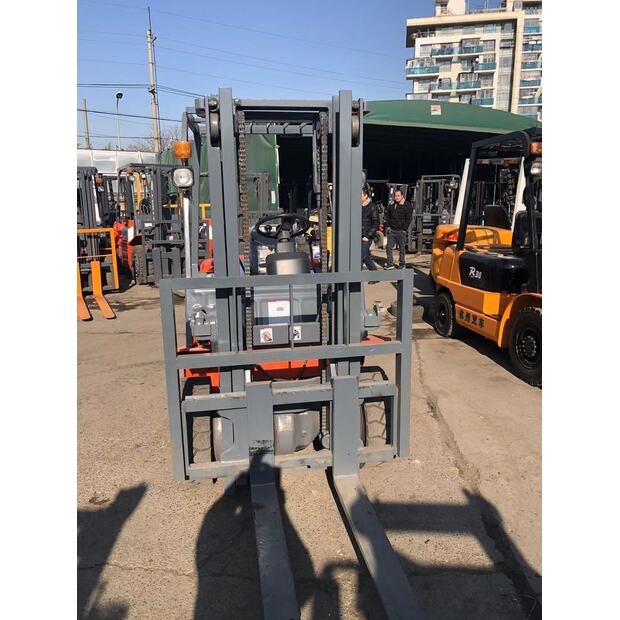 2024 HELI FD25-46040261