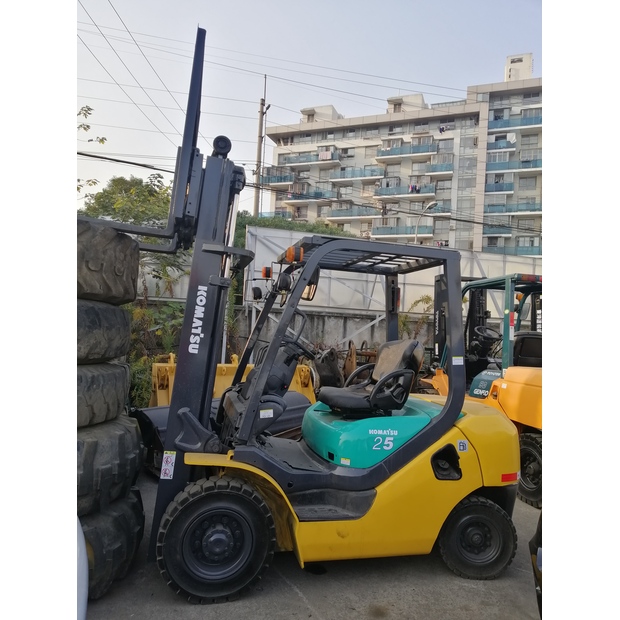 2024 Komatsu FD25-46040279