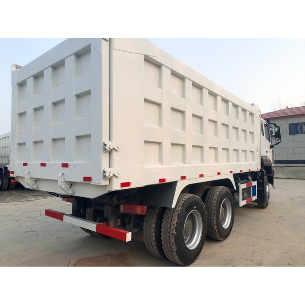 2024 HOWO NX371HP-46040325