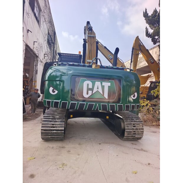 2024 Caterpillar 320D2L-46040406