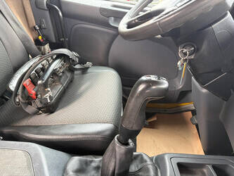 2011-scania-p360-1432959-46040540