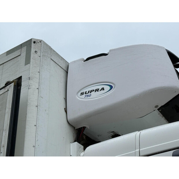 2012 فولفو FM-46040639