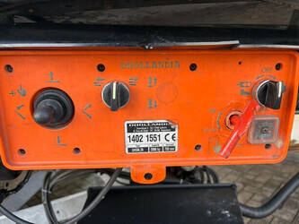 2012-mercedes-benz-axor-1829-1432962-46040673