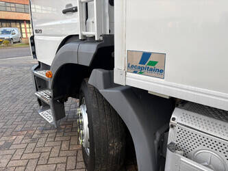 2012-mercedes-benz-axor-1829-1432962-46040679