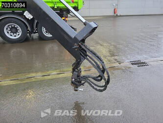 2014-volvo-fm-330-1432968-46040923