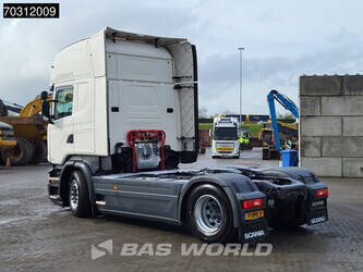 2016-scania-r450-1432972-46041083