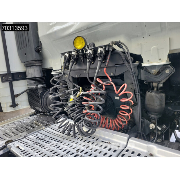 2020 Iveco S-Way 570-46041173