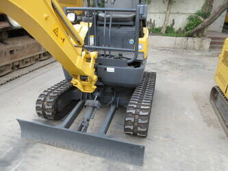 2025-komatsu-pc18mr-46041266