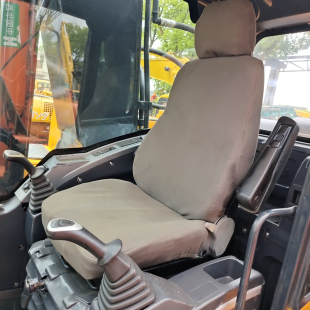 2024 Hyundai HX225HD-46041547