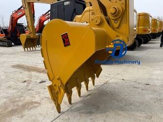 2024-caterpillar-320-1432994-46041576