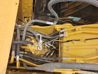 2025-caterpillar-323d-1433004-46041731