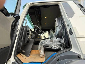 2024-man-tgs-41-400-1433025-46042258