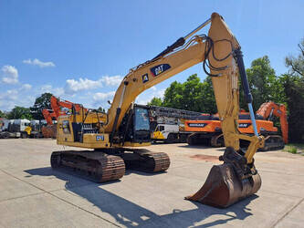 2018-caterpillar-320-1433029-46042351