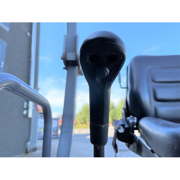 2014 DYNAPAC CC1100-46042695