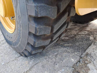 2024-caterpillar-906-1433047-46042891