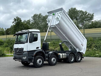 Image for TRUCKS 2024 Mercedes-Benz Arocs 4142