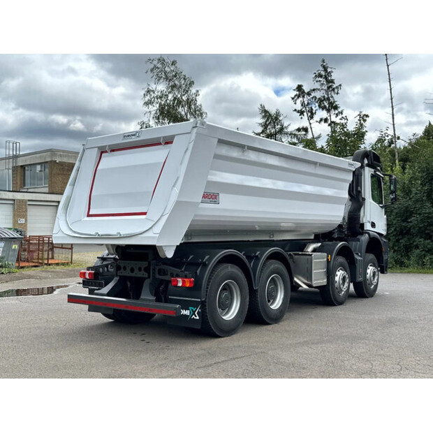 2024 Mercedes-Benz Arocs 4142-46043195