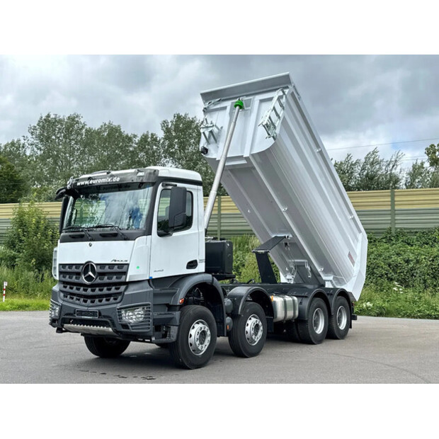 2024 Mercedes-Benz Arocs 4142-46043199