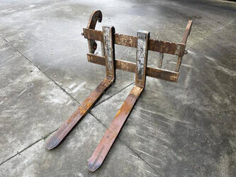 2013-atlas-ar60-806417-46043315