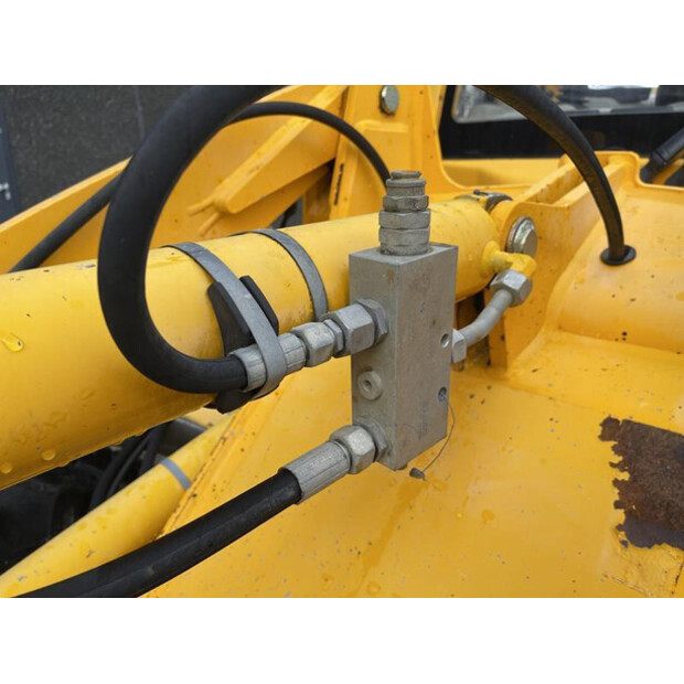 2013 Atlas AR60-46043346