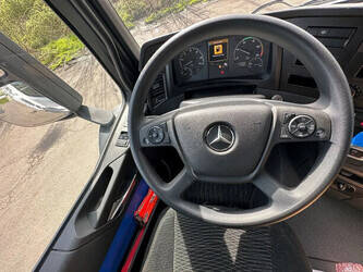 2025-mercedes-benz-arocs-4142-1433083-46043693