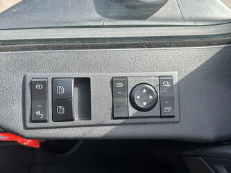 2025-mercedes-benz-arocs-4142-1433083-46043699