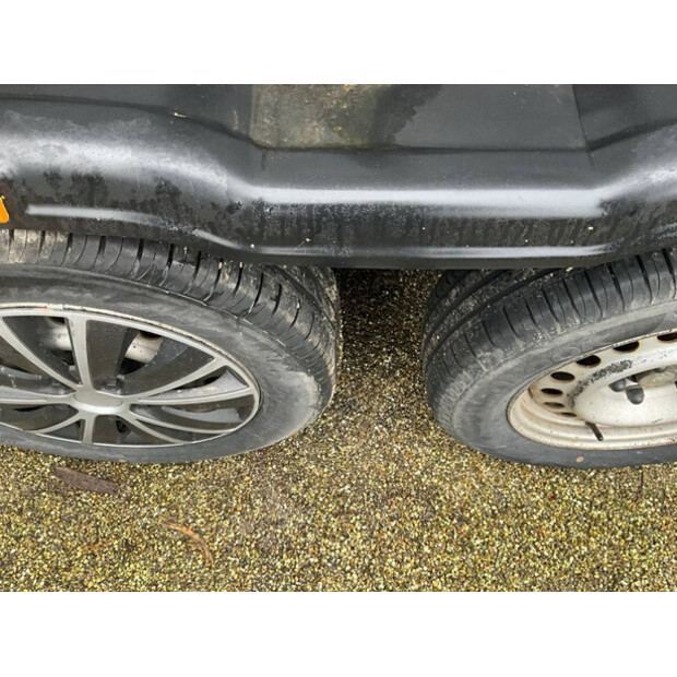 2006 أتيك OTHERS-46043708