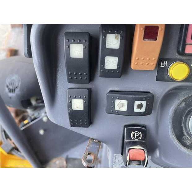 2016 DYNAPAC ATLAS COPCO CA1300D-46043810