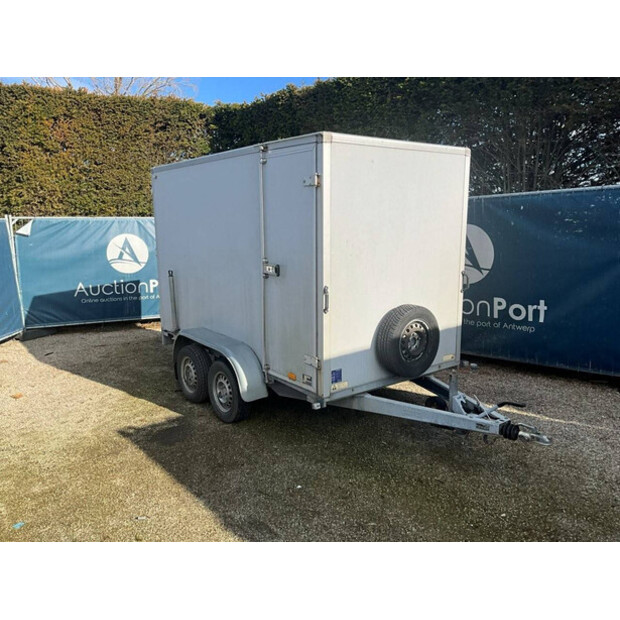 2014 Saris gesloten-46043929