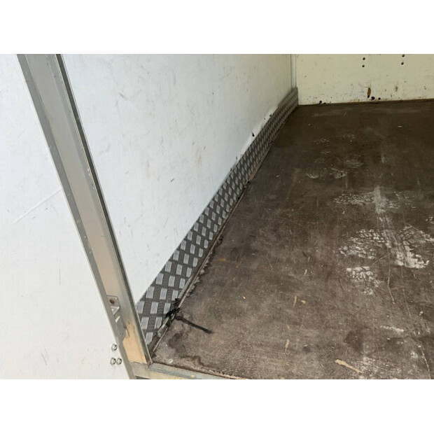 2014 Saris gesloten-46043941