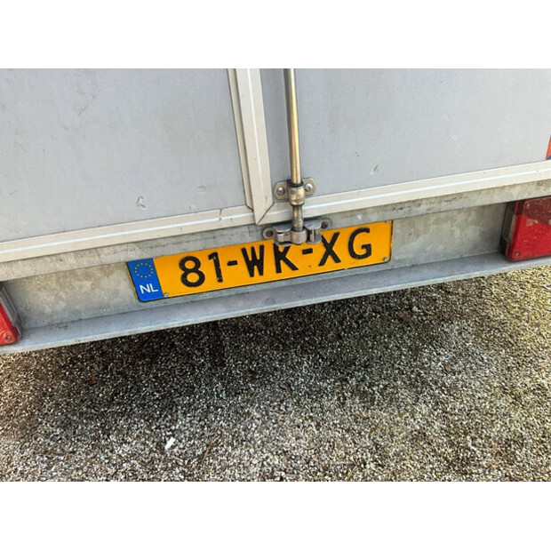 2014 Saris gesloten-46043955