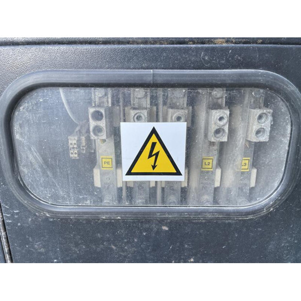 2009 INGERSOLL RAND G250-46044179