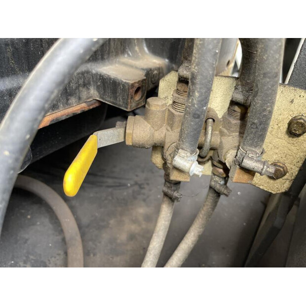 2009 INGERSOLL RAND G60-46044272