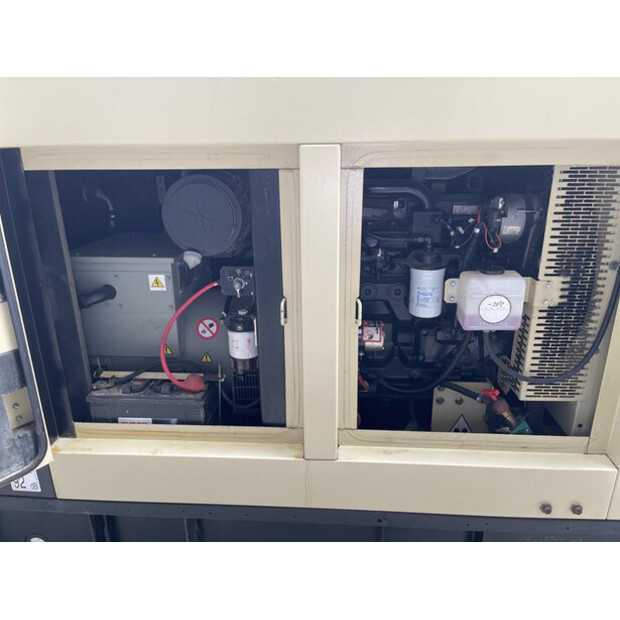 2009 INGERSOLL RAND G60-46044282