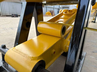 2026-komatsu-pc200-1433123-46044322