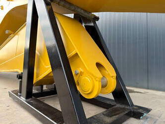 2026-komatsu-pc210-1433126-46044397